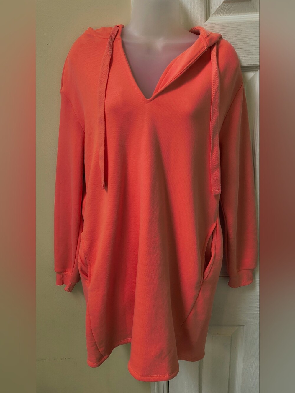 Women’s Coral V-Neck Hoodie Tunic